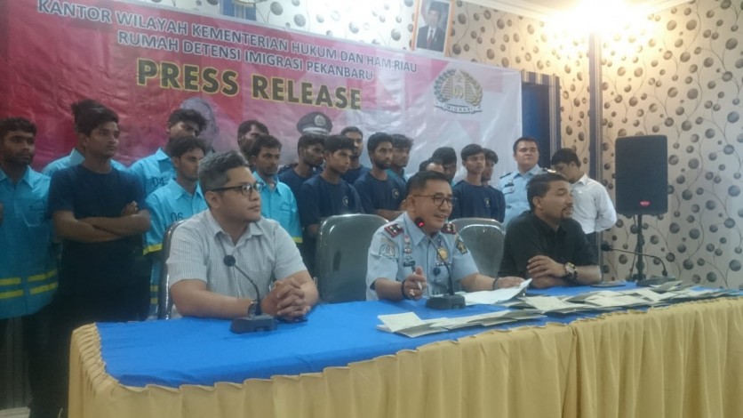 20 Warga Bangladesh Ditangkap Polres Dumai Saat akan ke Malaysia