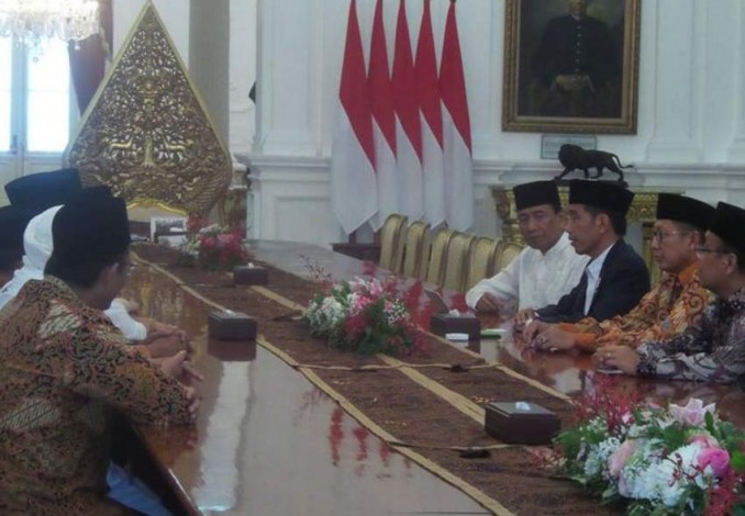 Pimpinan GNPF-MUI Bantah Hoax Terima Uang Rp 1 Triliun dari Jokowi