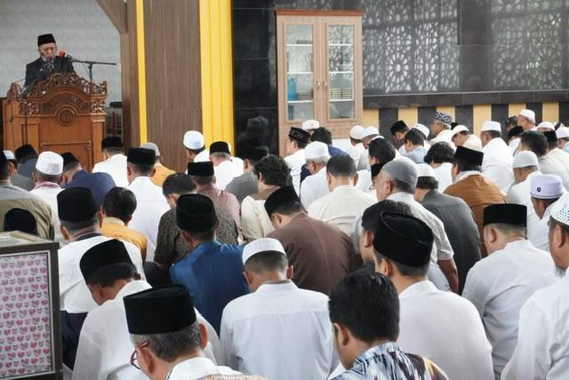 Ribuan Umat Muslim Salat Iduladha di Kampus Umri, Khatib Ajak Teladani Pengorbanan Nabi Ibrahim