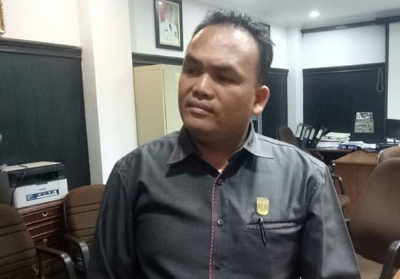 Anggota Dewan Ini Curiga Kasus Covid-19 di Pekanbaru Naik karena Alat PCR Terkontaminasi