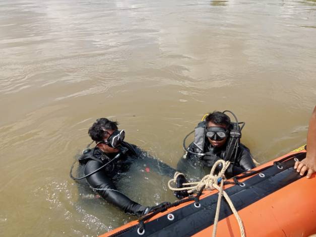 Cari Remaja Tenggelam di Objek Wisata Pulau Kosiok, Tim SAR Menyelam hingga Telusuri 2 Km