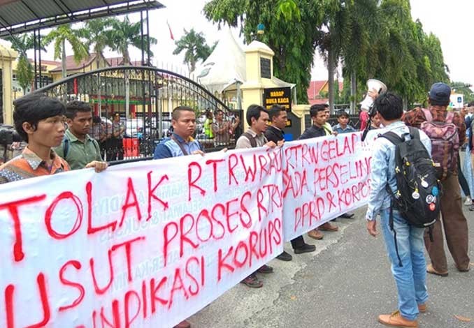 Gembara Demo Tolak Perda RTRW Riau