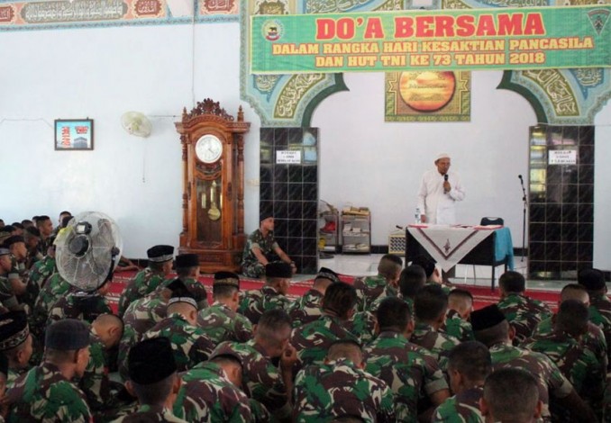 Hari Kesaktian Pancasila dan HUT TNI Ke-73, Yonif 132/BS Gelar Doa Bersama