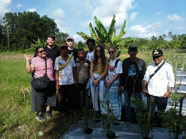Pelajari Masalah Karhutla, Mahasiswa Australia Datang ke Mekong, Meranti