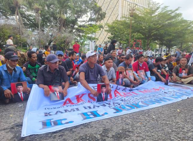 Aksi Jahit Mulut Warga Kota Garo di Kantor Gubri, Ini Kata Pemprov Riau