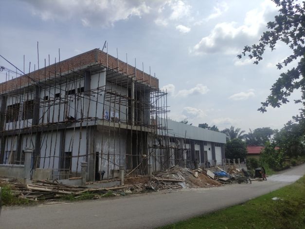 Proyek Renovasi dan Relokasi Gedung Puskesmas di Rohul Tak Tuntas Tepat Waktu, Kontraktor Didenda