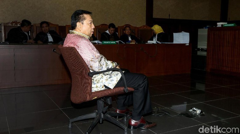 Setya Novanto Dituntut 16 Tahun Penjara