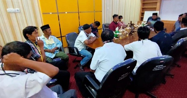 Lahannya Diserobot, Warga Desa Bagan Limau Mengadu ke Anggota DPRD Pelalawan