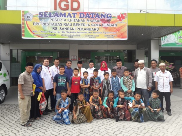 PKS TABAS Riau Gelar Khitanan Massal di RS Sansani
