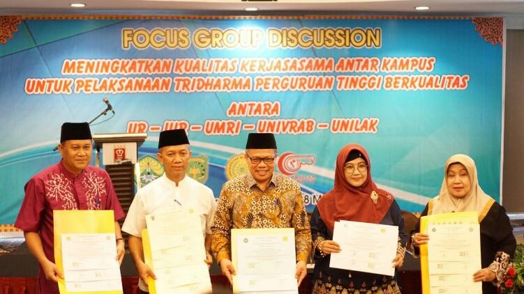 Lima Universitas di Riau Jalin Kerjasama Tri Dharma Perguruan Tinggi