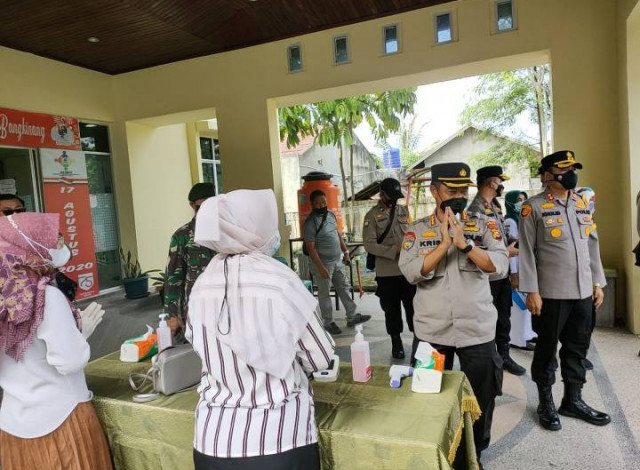 Tim Supervisi Penanganan Covid-19 Polda Riau Tinjau Pos PPKM di Kelurahan Bangkinang
