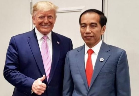 Bincang Santai Dengan Donald Trump, Jokowi Dikasih Permen