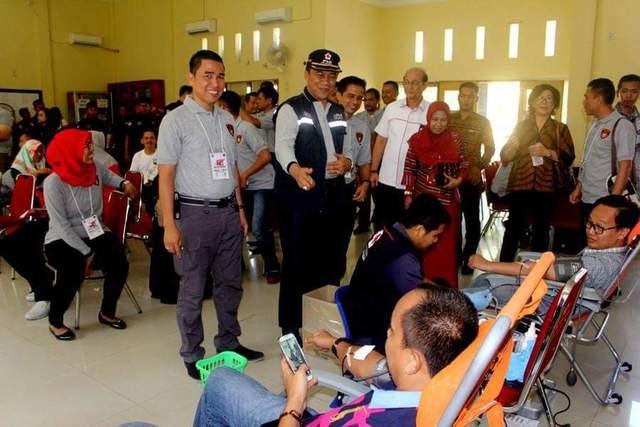 Donor Darah Ershi Riau Dihadiri Sekda Pekanbaru