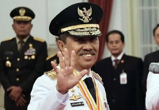 Sudah Tahu Satu Pegawai Pemprov Riau Positif Covid-19, Tapi Gubri Baru akan Swab Massal Seluruh ASN 8 Hari Lagi