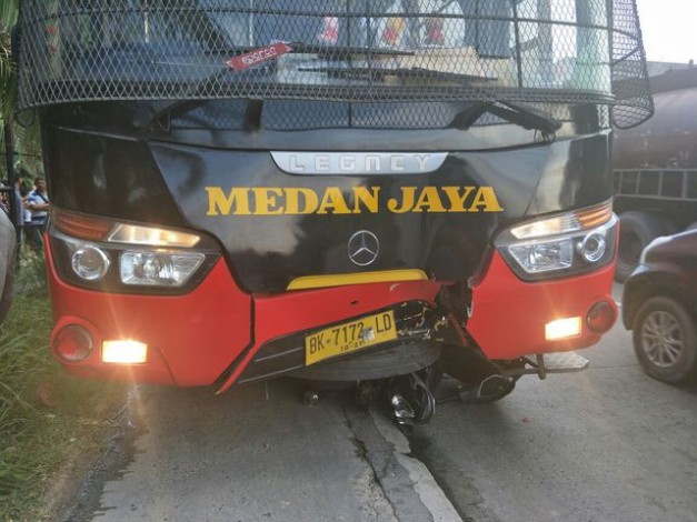 Bus Medan Jaya Tabrak Sepeda Motor di Pinggir, Ibu dan Anak Tewas di Tempat