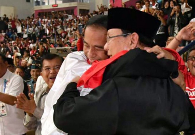 Bikin Dua Capres Pelukan, Hanifan: Jokowi dan Prabowo Orang Hebat