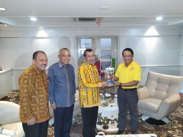 Dukung Riau sebagai Tuan Rumah Piala Dunia, Menpora Segera Tinjau Stadion Utama