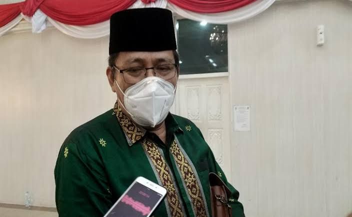 Ketua PMI Riau Syahril Abubakar Penuhi Panggilan KPK Sebagai Saksi Kasus Annas Maamun