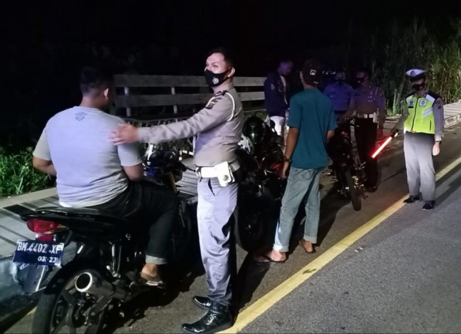Balap Liar di Jalan Pramuka Selatpanjang, Polisi Amankan Dua Unit Sepeda Motor