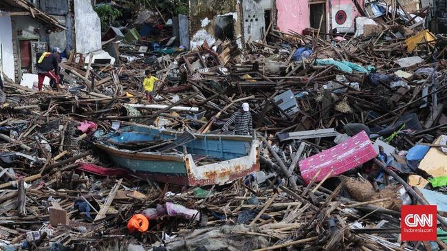 431 Korban Tewas Akibat Tsunami Selat Sunda