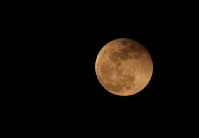 Besok Warga Pekanbaru Bisa Melihat Gerhana Bulan