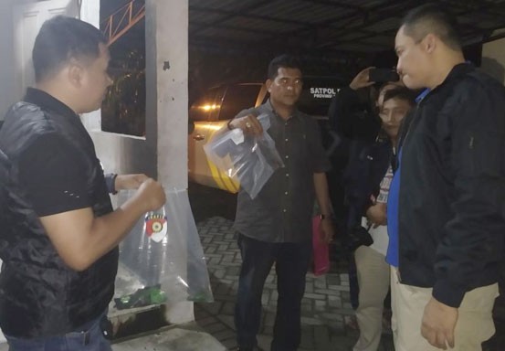 Kantor Satpol PP Riau Dilempar Molotov, Empat Pelaku Terekam CCTV