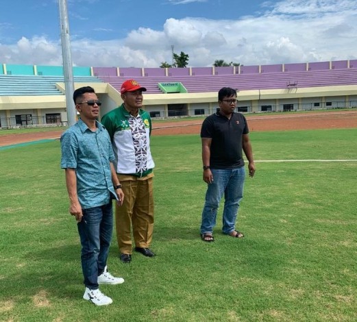Tiga Naga Survei Stadion dan Fasilitas di Tuban