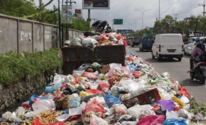 Bila Swakelola Sampah, DPRD Pekanbaru Sebut Daerah Kotor Tinggal Panggil Lurahnya