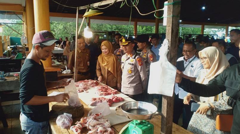 Warga Bongkar Daging Ilegal yang Dimusnahkan, Polisi Langsung Cek Pasar Bengkalis