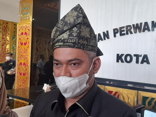 Bantah Tudingan Tak Harmonis, Ketua DPRD Pekanbaru: di DPRD Gak Boleh Baper