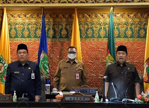 Joni Irwan Hadir di Sidang Paripurna, Pemprov dan DPRD Riau sudah Baikan?
