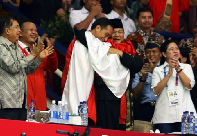 Kata Fadli Zon soal Pelukan Prabowo dan Jokowi