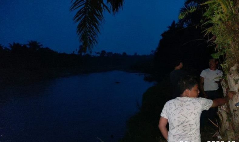1 Bocah di Rohul Tewas Terseret Arus Sungai Batang Lubuh,  Temannya Belum Ditemukan