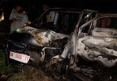 Mobil Karimun Terbakar Saat Melaju di Pekanbaru, Ini Penyebabnya