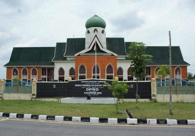 Penyidik Polda Riau Periksa Sejumlah Pejabat di Sekretariat DPRD Siak