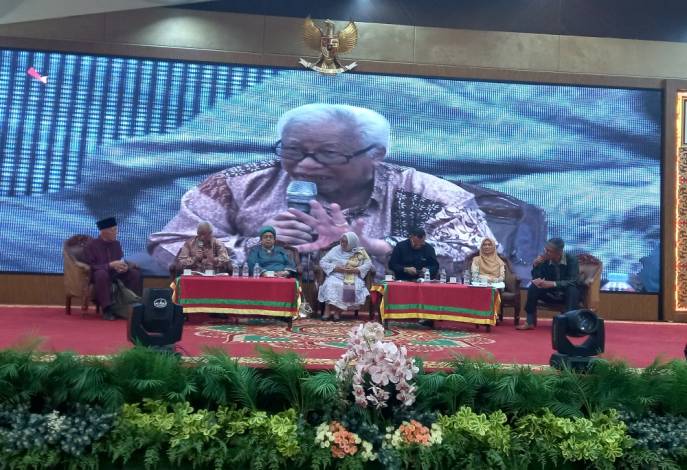 Mengenang Setahun Wafatnya Sang Presiden Riau Merdeka Prof Tabrani Rab, Tokoh Pergerakan Antar Era