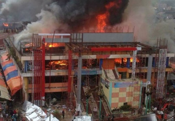 Pasar Atas Bukittinggi Terbakar, 800 Kios Hangus