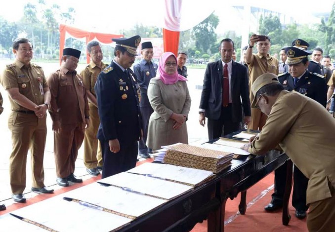 Kepala Daerah se-Riau Teken MoU Pembentukan Produk Hukum dengan Kemenkum-HAM