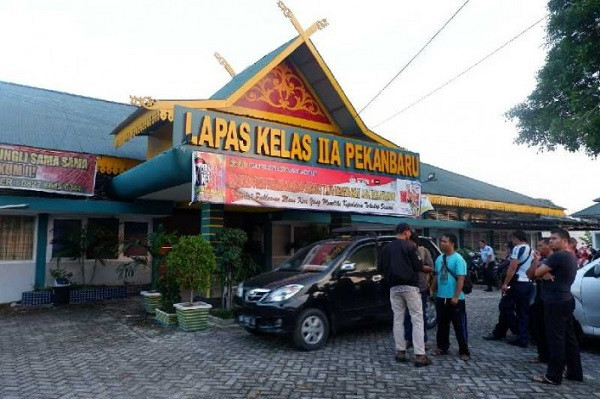 Cekcok Antara Tim Polda Riau dengan Pegawai Lapas Pekanbaru, Buntut dari Penangkapan 2 Oknum Polsuspas