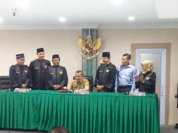 Gubernur Syamsuar Resmikan Penggunaan Kantor KI Riau