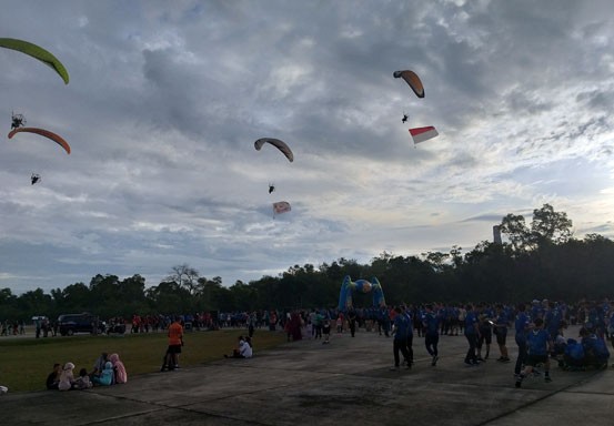 Hari Ini Ada Atraksi Jupiter Aerobatic Team di Lanud Roesmin Nurjadin, Gratis!!