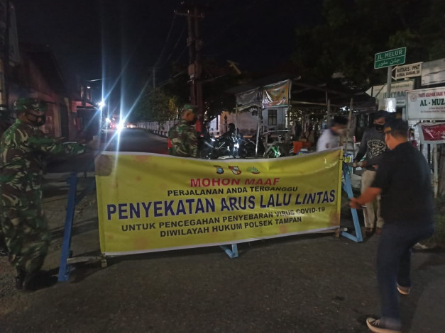 Penyebaran Covid-19 Tinggi, 10 Titik Jalan di Kelurahan Sidomulyo Barat Pekanbaru Ditutup