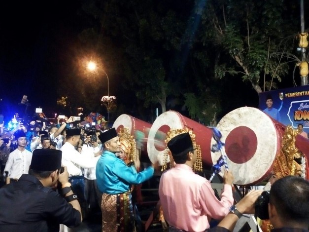 Ribuan Masyarakat Meriahkan Gema Pawai Takbir Idul Adha Pekanbaru