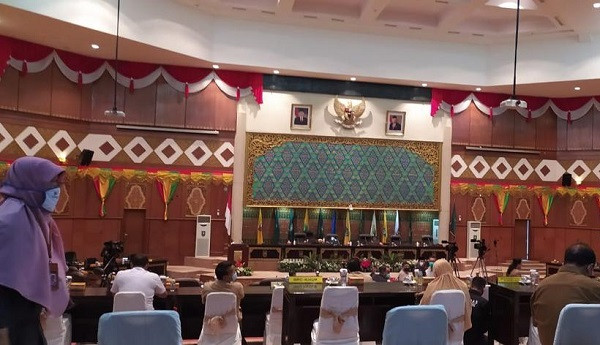 DPRD Desak Pemprov Riau Segera Ajukan KUA PPAS APBD Perubahan