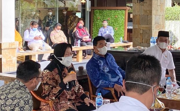 Mensos Risma Marah Banyak Bantuan PKH di Riau Tak Tersalurkan