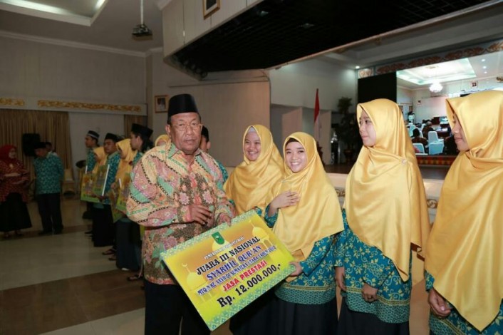 Catat Prestasi di MTQ Nasional, 23 Qori dan Qoriah Terima Bonus dari Pemprov Riau