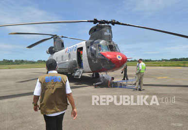 BNPB Tawarkan Bantuan Helikopter Water Bombing Chinook untuk Penanganan Karhutla di Riau