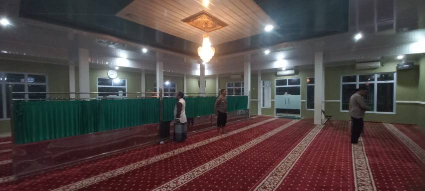 Polsek Tenayan Raya Gelar Cooling System di Masjid Al Ikhlas Pekanbaru Sukseskan Pemilu 2024