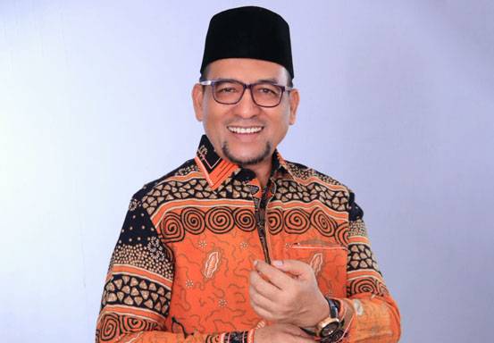 Riau Menatap 2024