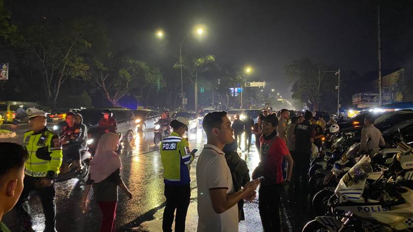 Jalan Sudirman Macet, Banyak Masyarakat Berkumpul di Purna MTQ Menjelang Pergantian Tahun